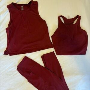 Rhone 3-Piece Cranberry Set, Size Small